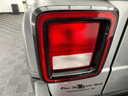 Used 2020 Jeep Wrangler Unlimited Sport S AWD/4WD image 23