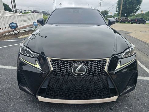 Used 2019 Lexus IS 300 RWD image 10