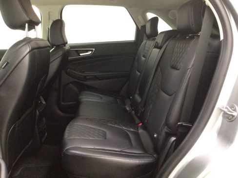 Used 2024 Ford Edge Titanium image 22