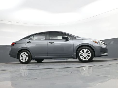 Used 2025 Nissan Versa S w/ Trunk Package FWD image 37