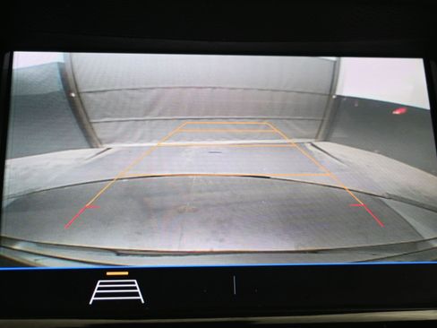 Used 2020 Chevrolet Trax LT w/ LT Convenience Package image 22