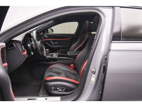 Certified 2023 Bentley Flying Spur W12 image 20
