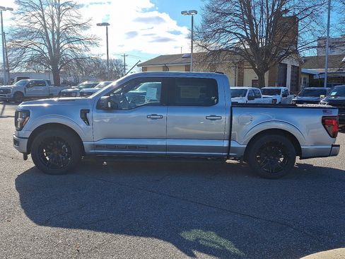 New 2025 Ford F150 XLT w/ Equipment Group 302A MID AWD/4WD image 4