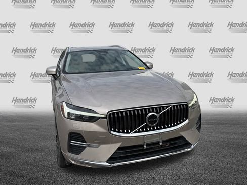 Certified 2023 Volvo XC60 B5 Ultimate w/ Climate Package image 5