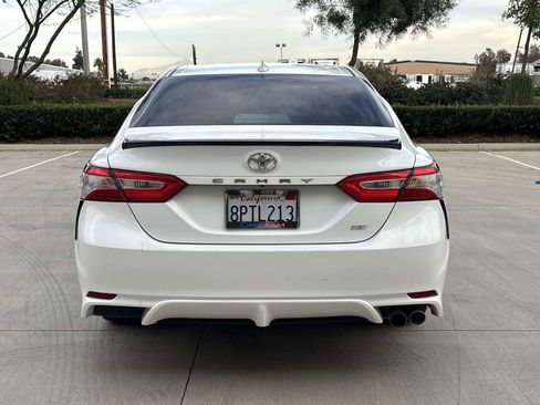 Used 2020 Toyota Camry SE w/ Carpet Mat Package image 3