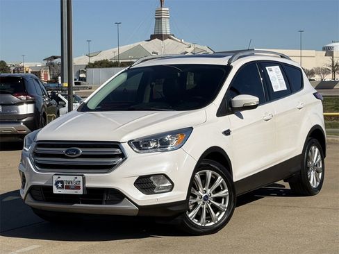Certified 2018 Ford Escape Titanium image 2