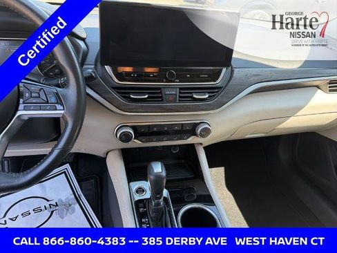 Certified 2023 Nissan Altima 2.5 SV w/ SV Premium Package AWD/4WD image 13
