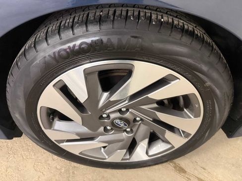 Certified 2024 Subaru Legacy Limited AWD/4WD image 9