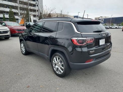 Used 2022 Jeep Compass Latitude image 5