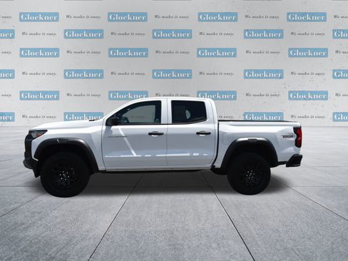Used 2024 Chevrolet Colorado Trail Boss image 10