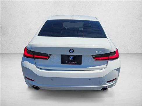Used 2024 BMW 330i Sedan w/ Premium Package RWD image 7
