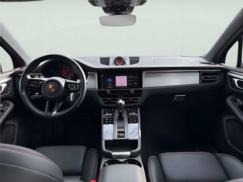 Used 2024 Porsche Macan GTS image 13