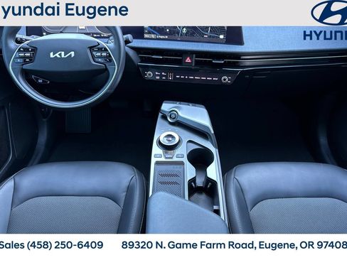Used 2023 Kia EV6 Light RWD image 17
