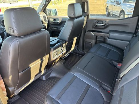 Used 2019 GMC Sierra 1500 Denali w/ Denali Ultimate Package image 18