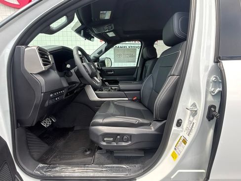 New 2026 Toyota Tundra Limited AWD/4WD image 4