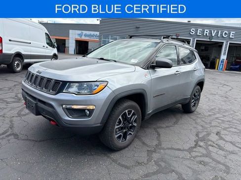 Used 2019 Jeep Compass Trailhawk AWD/4WD image 16
