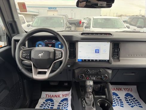 New 2025 Ford Bronco Badlands image 14