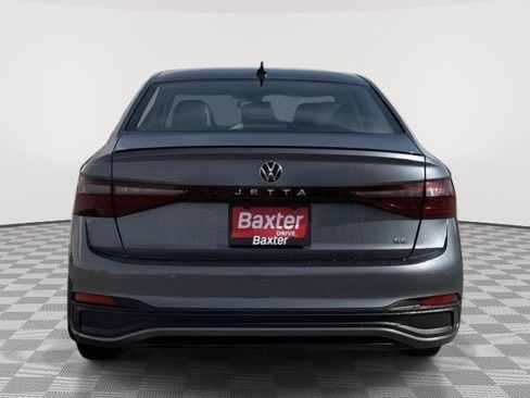 New 2026 Volkswagen Jetta SE image 4