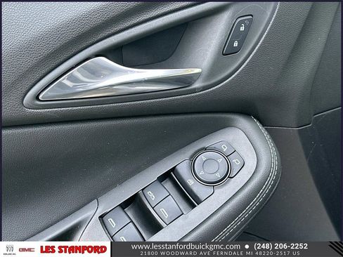 Used 2023 Buick Encore GX Select w/ Sport Touring Package image 17