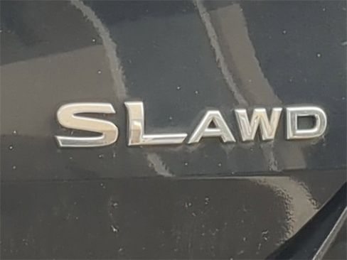 Used 2015 Nissan Rogue SL image 9