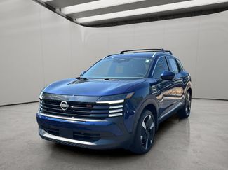 Used 2025 Nissan Kicks SR FWD video 1