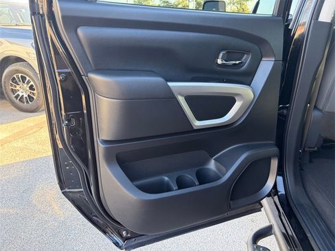 Certified 2024 Nissan Titan SV w/ SV Convenience Package image 25