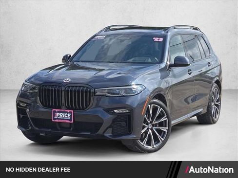 Used 2022 BMW X7 M50i AWD/4WD image 1