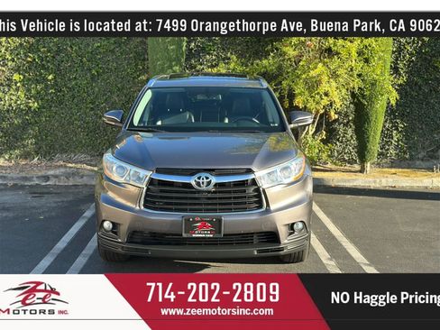 Used 2016 Toyota Highlander XLE AWD/4WD image 3