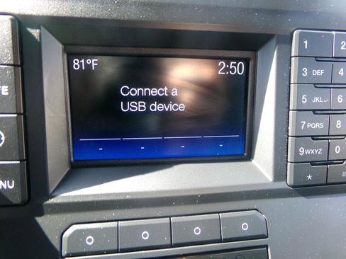 Used 2017 Ford F150 XL w/ Equipment Group 101A Mid RWD image 24