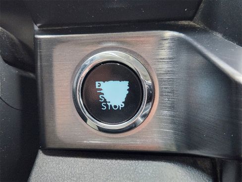 Used 2023 Ford F250 Lariat w/ Snow Plow/Camper Package image 19