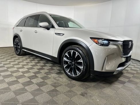 Used 2024 MAZDA CX-90 Plug-In Hybrid w/ Premium Pkg image 2