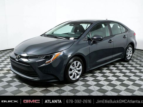 Used 2023 Toyota Corolla LE FWD image 24