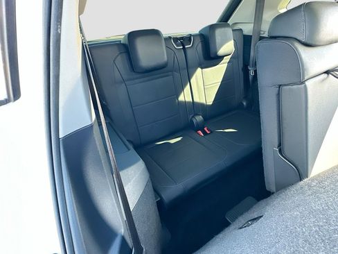 Used 2019 Volkswagen Tiguan SEL image 27