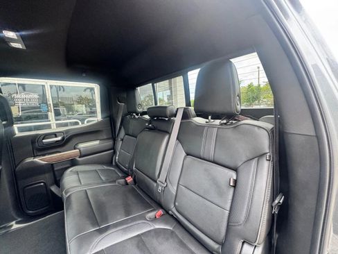 Used 2021 Chevrolet Silverado 1500 High Country w/ Technology Package AWD/4WD image 13