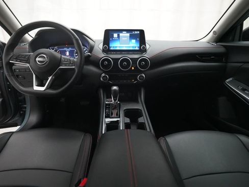 Used 2024 Nissan Sentra SR w/ SR Premium Package FWD image 5