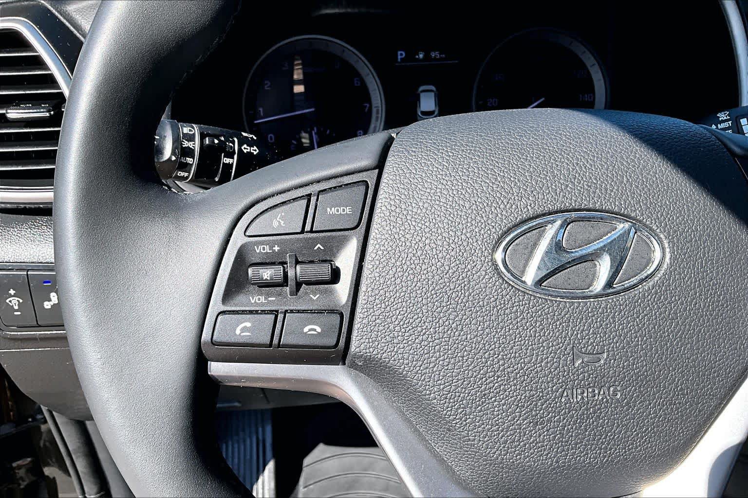 Used 2020 Hyundai Tucson Ultimate w/ Winter Weather Package AWD/4WD image 23