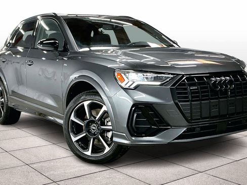 Used 2025 Audi Q3 2.0T Premium Plus w/ Premium Plus Package image 2