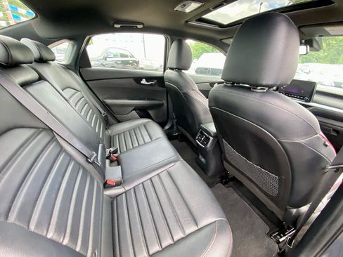 Used 2022 Kia Forte GT FWD image 10