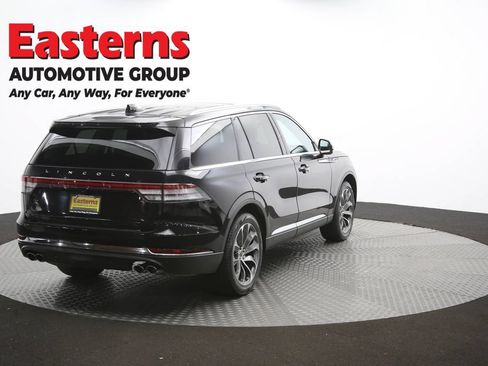 Used 2025 Lincoln Aviator Reserve w/ Illumination Package AWD/4WD image 44
