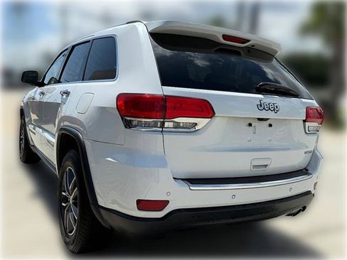 Used 2017 Jeep Grand Cherokee Limited w/ Luxury Group II RWD image 5
