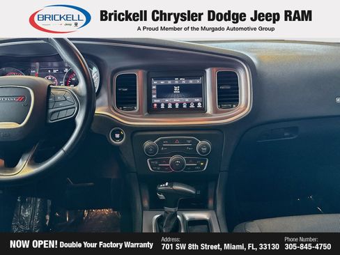 Used 2022 Dodge Charger SXT RWD image 18