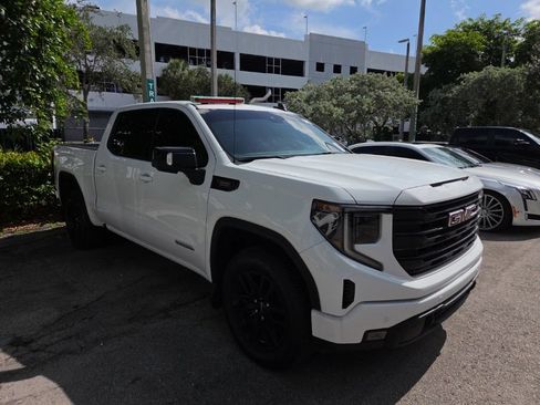 Used 2025 GMC Sierra 1500 Elevation w/ Preferred Package AWD/4WD image 2