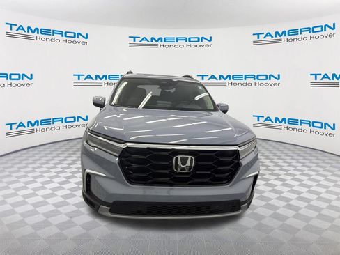 Used 2023 Honda Pilot Touring image 8