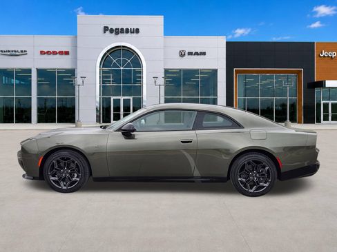 New 2026 Dodge Charger R/T w/ Blacktop Package AWD/4WD image 3