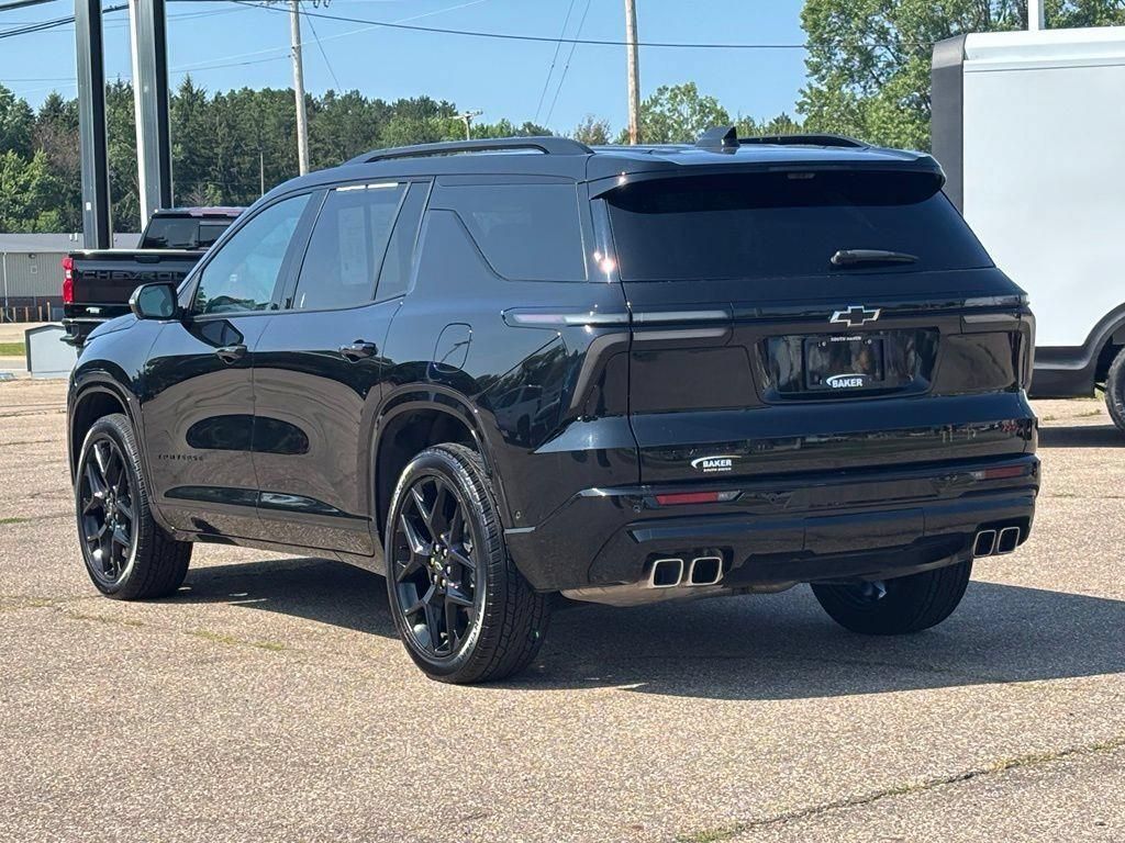 Used 2026 Chevrolet Traverse RS w/ LPO, Floor Liner Package AWD/4WD image 2