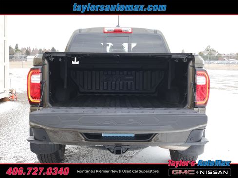 Used 2025 GMC Canyon AT4 image 34