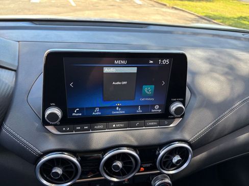 Used 2025 Nissan Sentra SV image 17