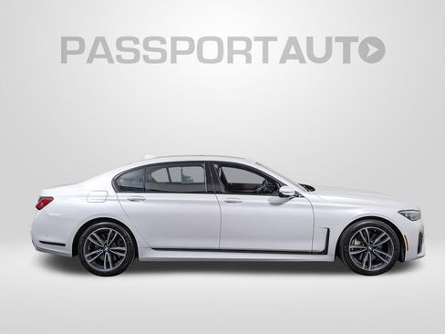 Used 2022 BMW 750i xDrive w/ M Sport Package AWD/4WD image 8