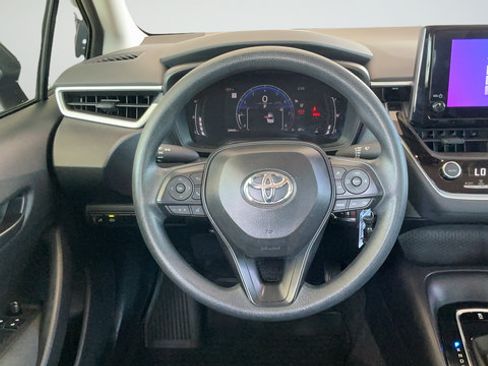 Used 2026 Toyota Corolla LE FWD image 10
