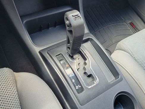 Used 2013 Toyota Tacoma 4x4 Access Cab V6 w/ TRD Sport Pkg image 29
